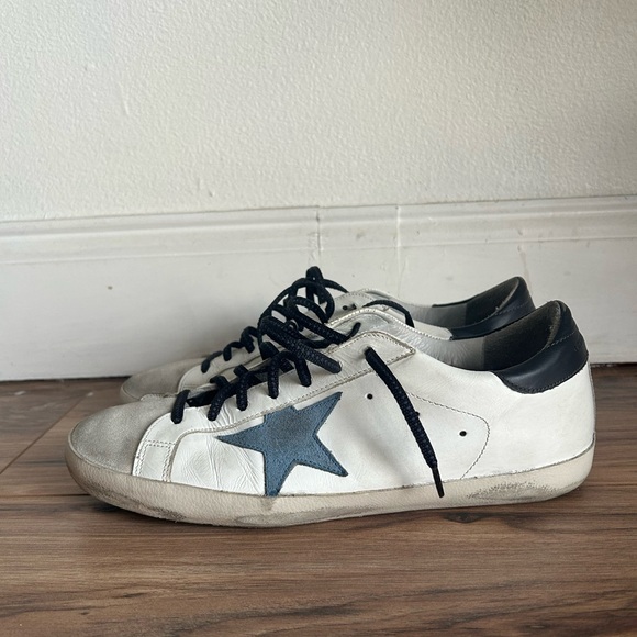 Golden Goose - Picture 1 of 7